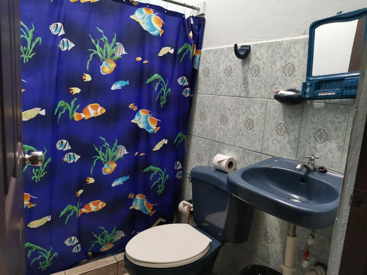 Puerto Viejo de Talamanca Cabinas Mitchaelle'S מראה חיצוני תמונה