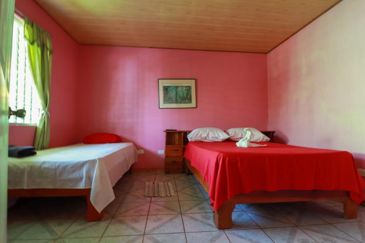 Puerto Viejo de Talamanca Cabinas Mitchaelle'S מראה חיצוני תמונה