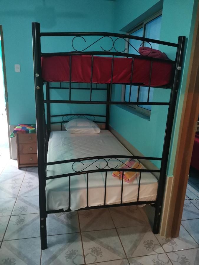 Puerto Viejo de Talamanca Cabinas Mitchaelle'S מראה חיצוני תמונה